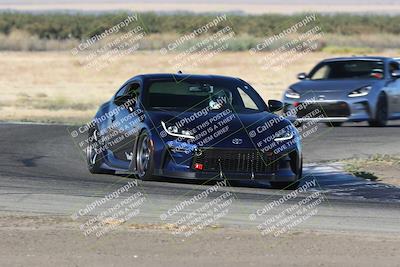 media/Sep-15-2024-Speed Ventures (Sun) [[7a54f7ed2f]]/86 Group/Session 1 (Outside Grapevine)/